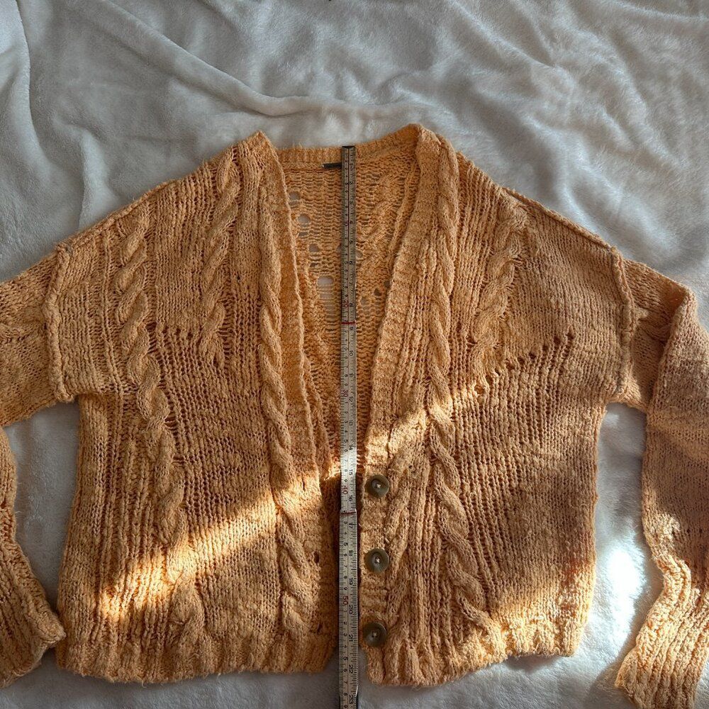 Free People Luxury Cable Knit Cardigan Peach Boho Button Sweater Small - Picture 6 of 7